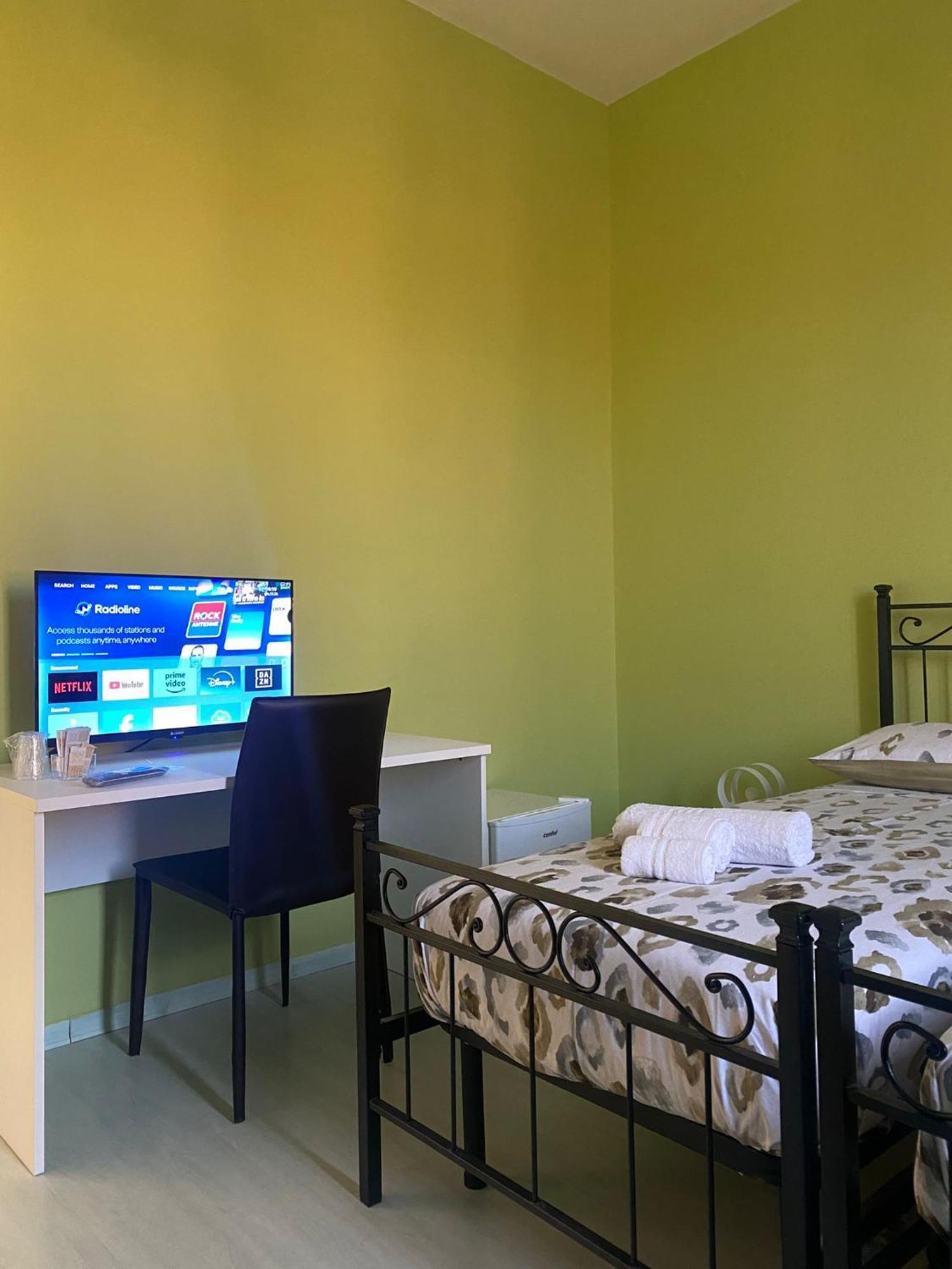 Marico Affittacamere Via Talarico Civico 3 Salerno Exteriér fotografie
